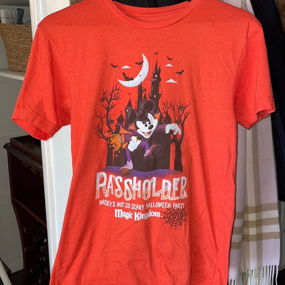 Disney World Passholder T-shirt Disney Halloween